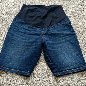 Target Isabel maternity jean shorts ￼